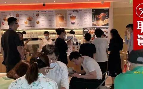 和府捞面首家20平“咖啡+拉面”便利快餐店开业！探索快餐新模式？